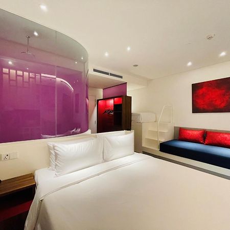 Wink Icon Hotel Danang Riverside - Luxury Suites - 24Hrs Stay & Rooftop Pool Bar Экстерьер фото