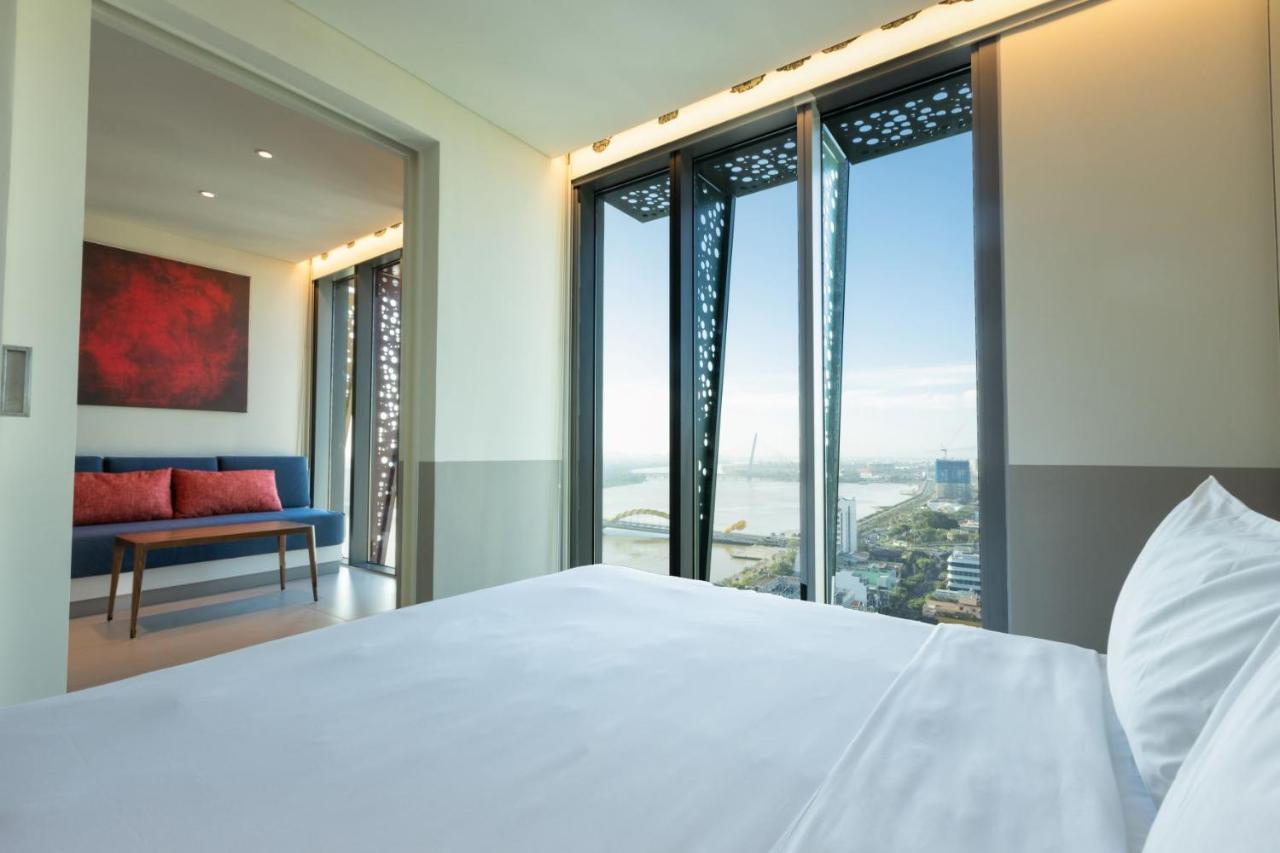 Wink Icon Hotel Danang Riverside - Luxury Suites - 24Hrs Stay & Rooftop Pool Bar Экстерьер фото