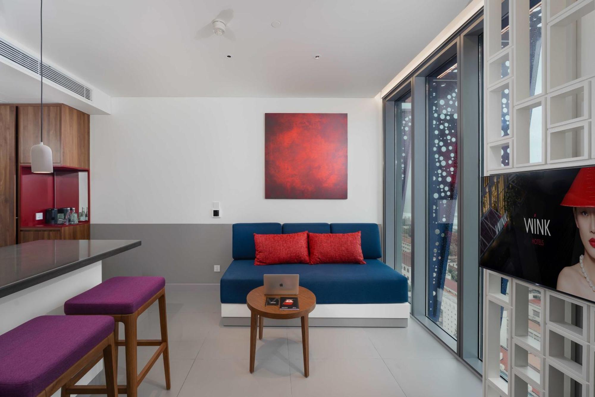 Wink Icon Hotel Danang Riverside - Luxury Suites - 24Hrs Stay & Rooftop Pool Bar Экстерьер фото