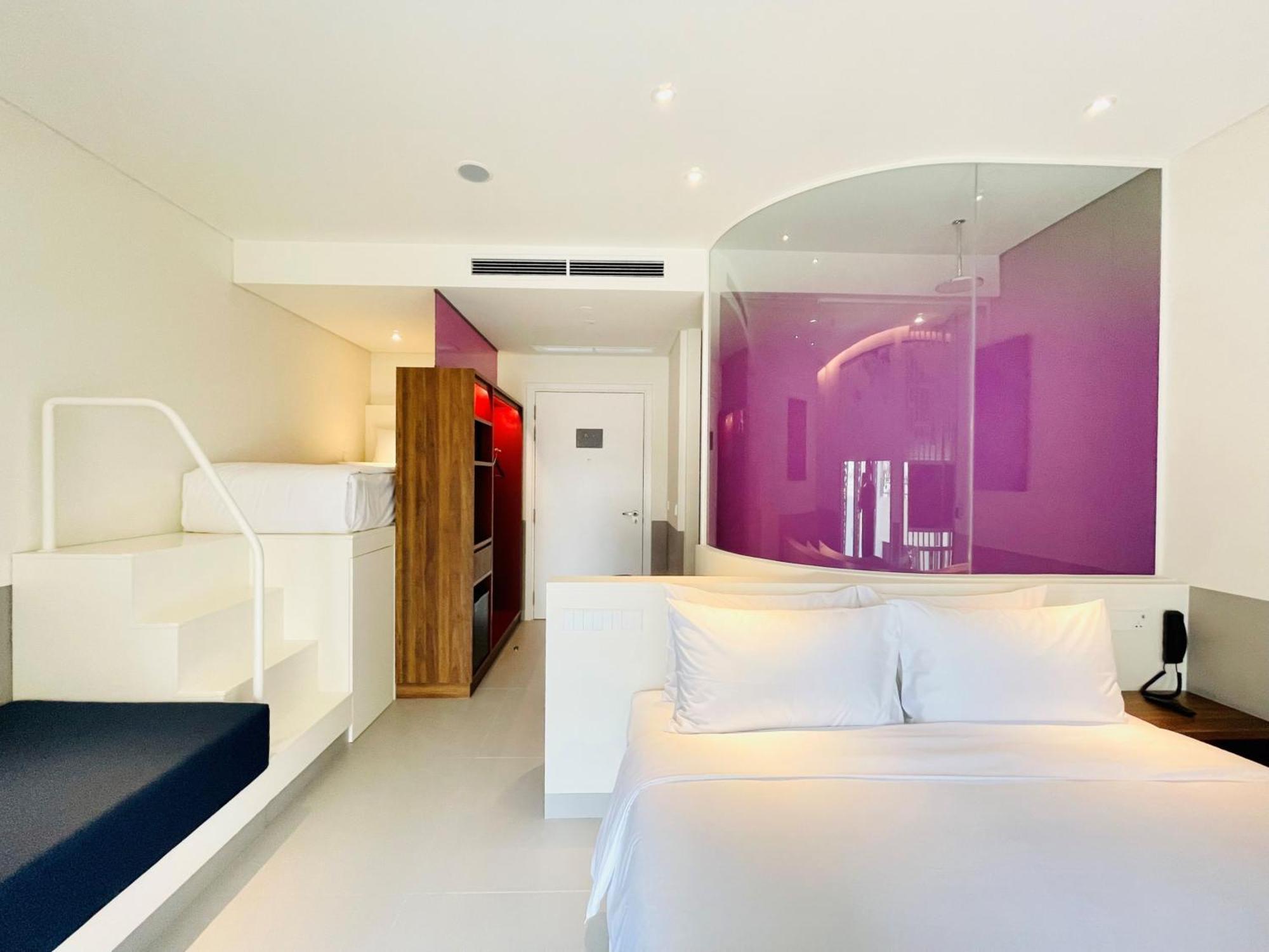 Wink Icon Hotel Danang Riverside - Luxury Suites - 24Hrs Stay & Rooftop Pool Bar Экстерьер фото